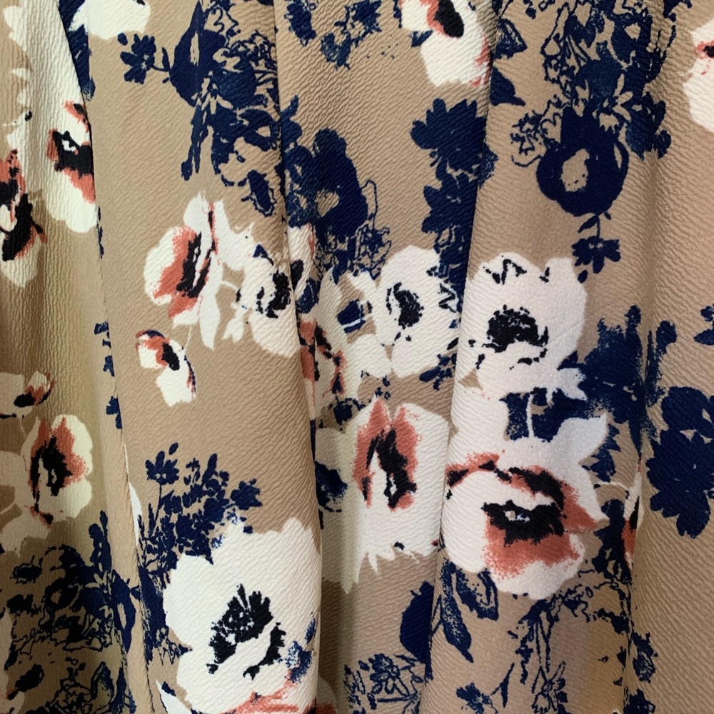 Rabbit Rabbit Rabbit Crepe Floral Swing Dress - Picture 4 of 8